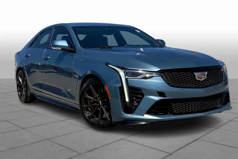 2023 Cadillac CT4 photo 1