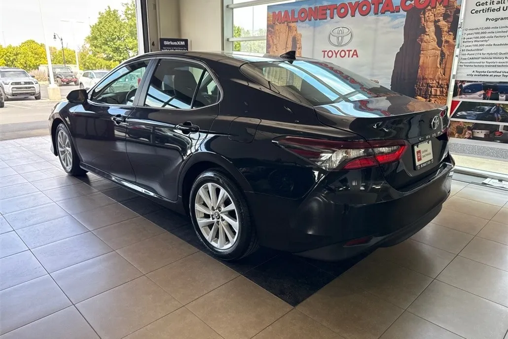 2024 Toyota Camry LE photo 1