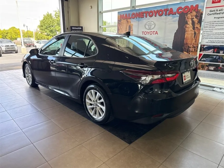 2024 Toyota Camry LE photo 1