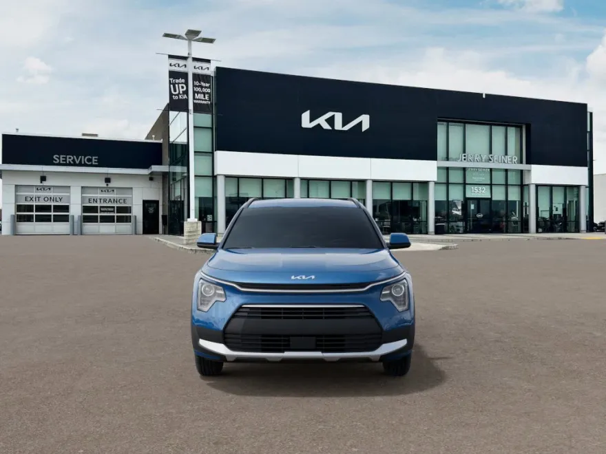 2025 Kia Niro EX photo 1