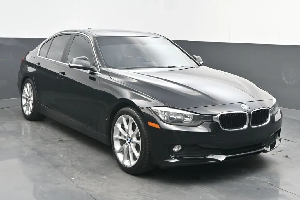 2015 Bmw 320i photo 1