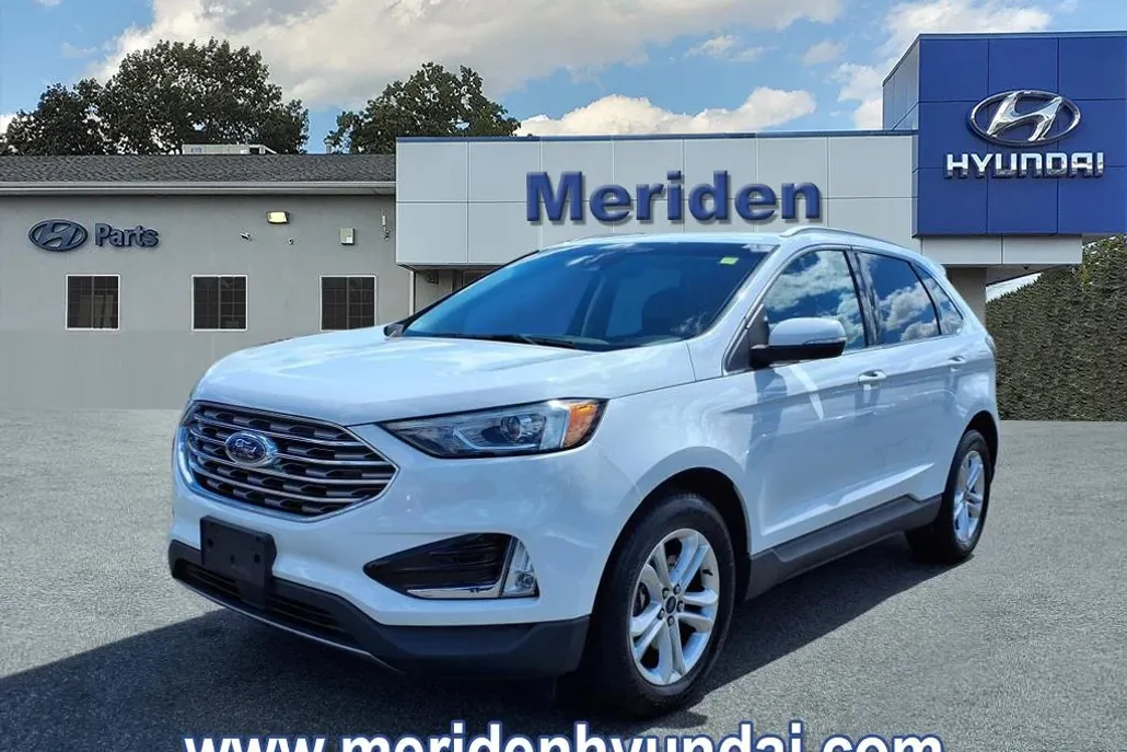 2019 Ford Edge SEL photo 1