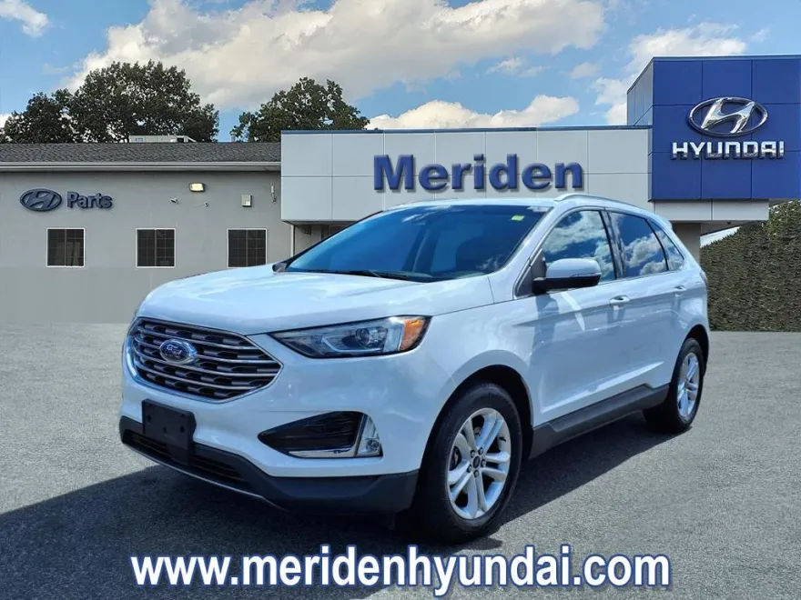2019 Ford Edge SEL photo 1