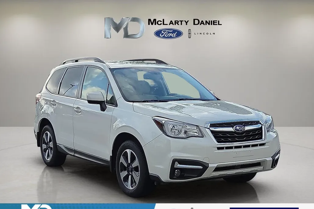 2018 Subaru Forester 2.5i Premium photo 1