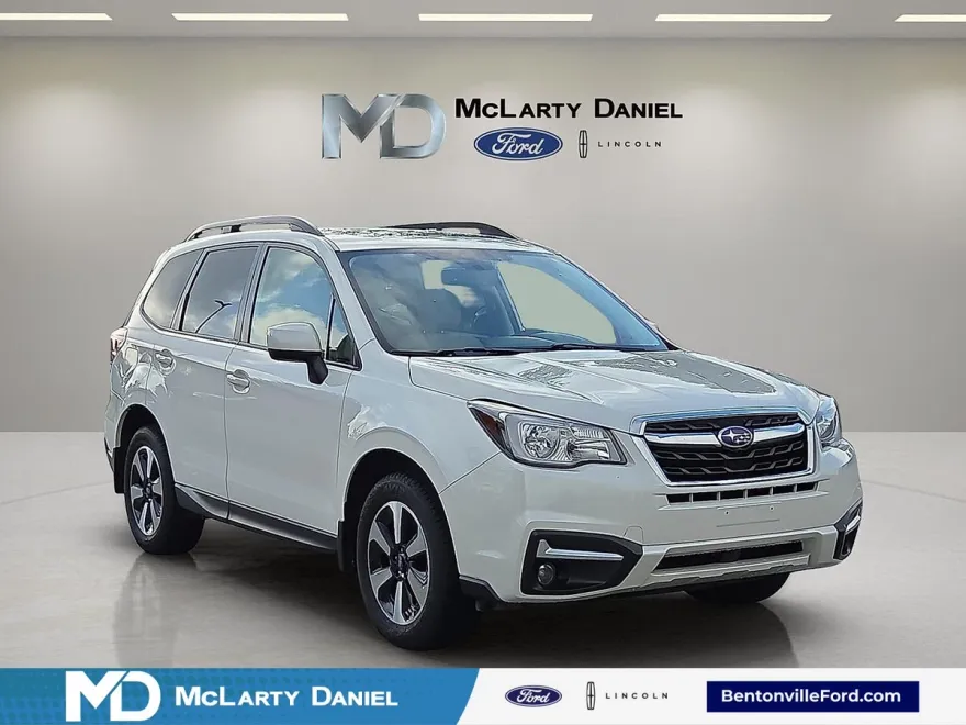 2018 Subaru Forester 2.5i Premium photo 1