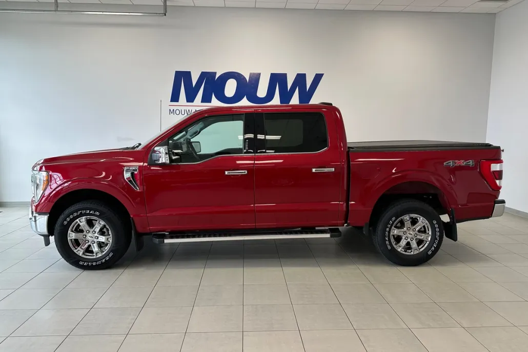 2023 Ford F-150 Lariat photo 1