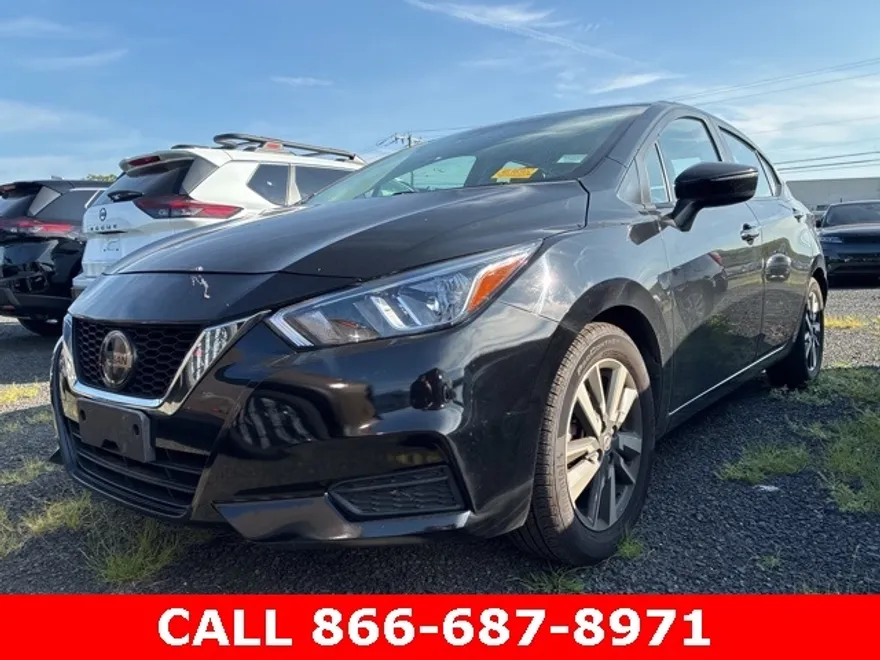2021 Nissan Versa 1.6 SV photo 1
