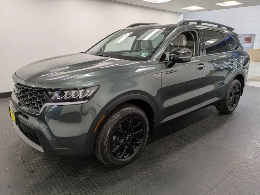 2022 Kia Sorento S photo 1