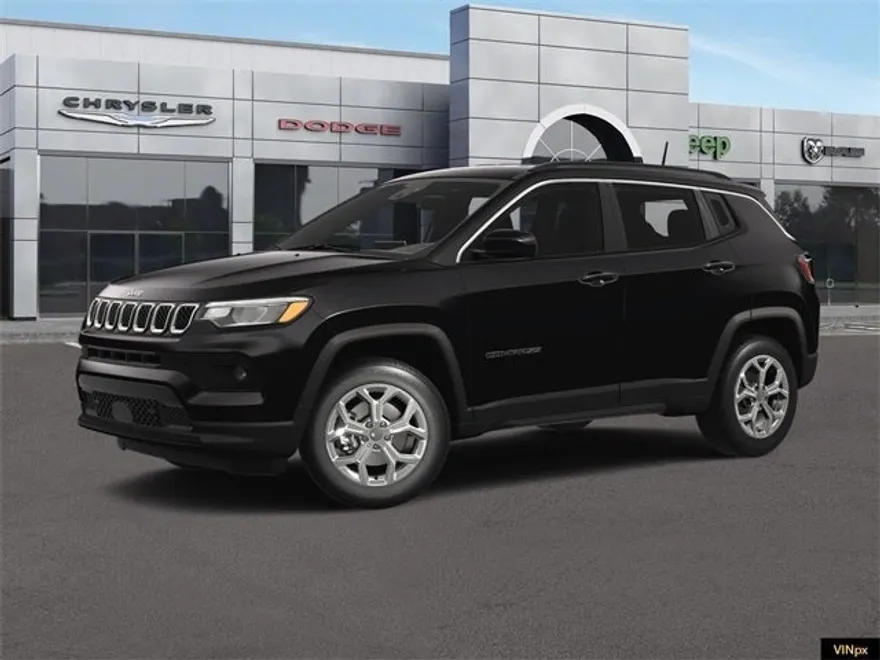 2024 Jeep Compass Latitude photo 1