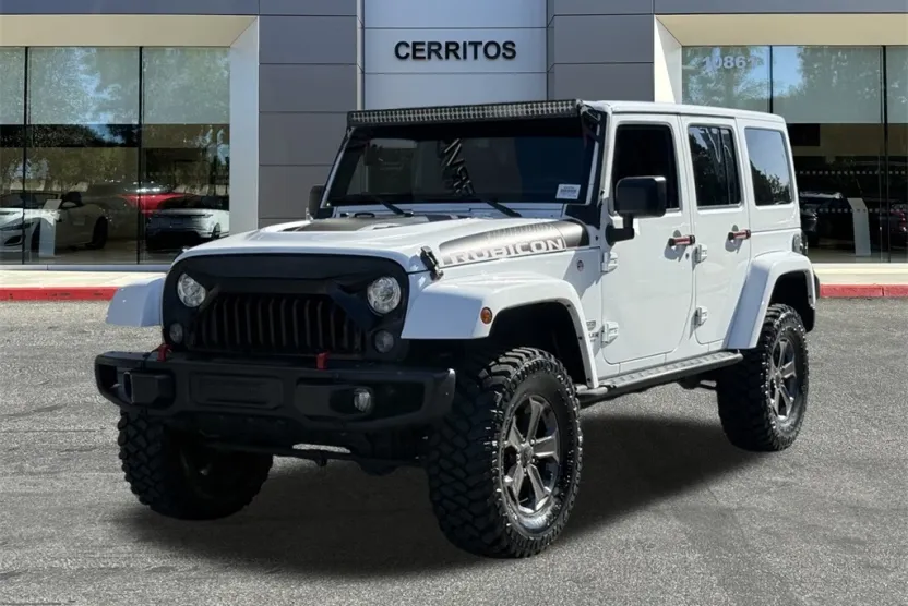 2017 Jeep Wrangler Unlimited Rubicon Recon photo 1