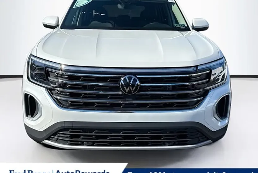 2026 Volkswagen Atlas SE photo 1