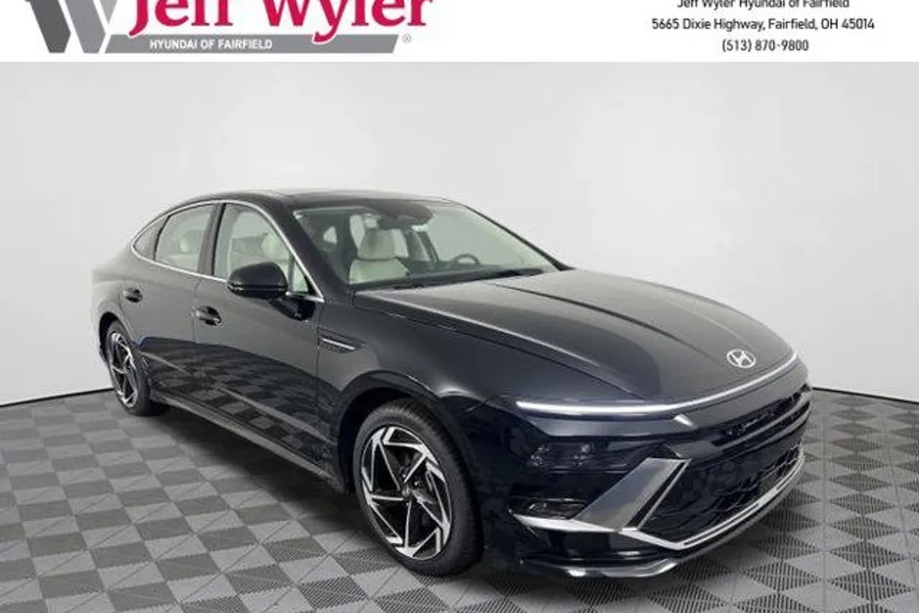 2025 Hyundai Sonata SEL Convenience photo 1