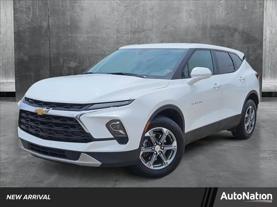 2024 Chevrolet Blazer 2LT photo 1