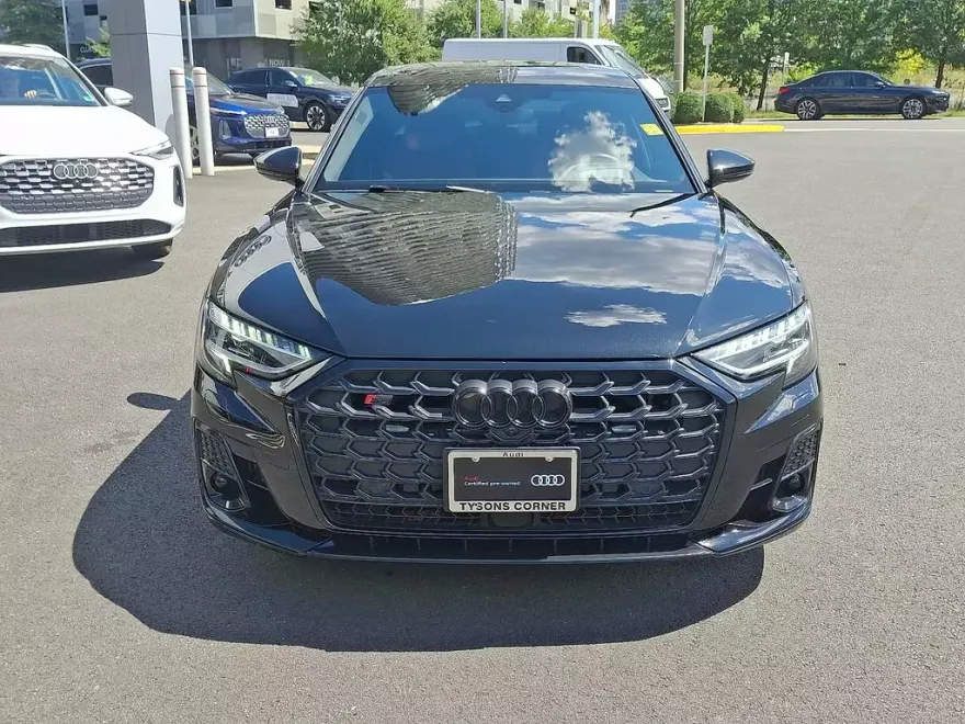 2022 Audi S8 4.0T photo 1