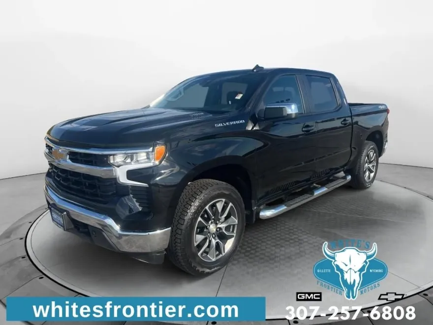 2025 Chevrolet Silverado 1500 LT photo 1