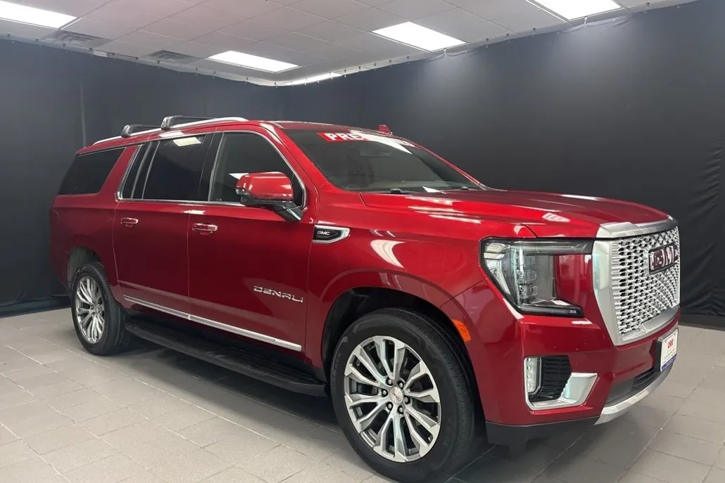 2021 Gmc Yukon XL Denali photo 1