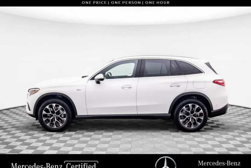 2025 Mercedes Benz GLC 350e 4MATIC photo 1