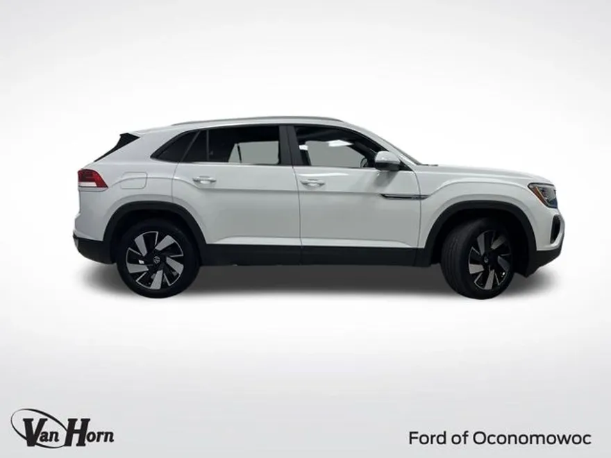 2024 Volkswagen Atlas Cross Sport SE Technology photo 1