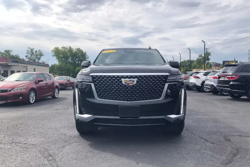 2021 Cadillac Escalade Luxury photo 1