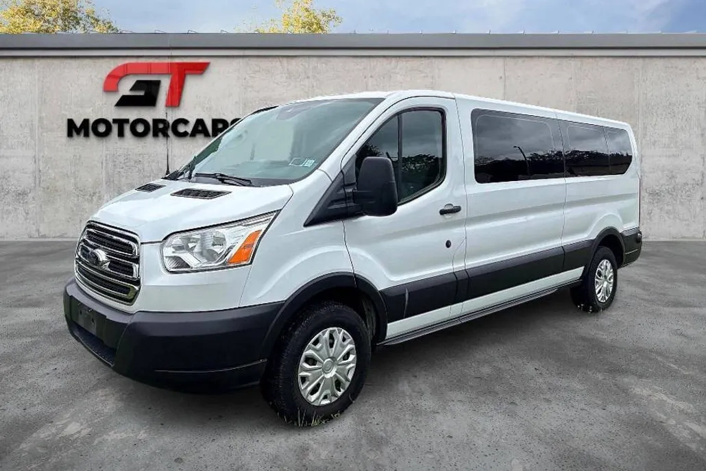 2019 Ford Transit Passenger photo 1