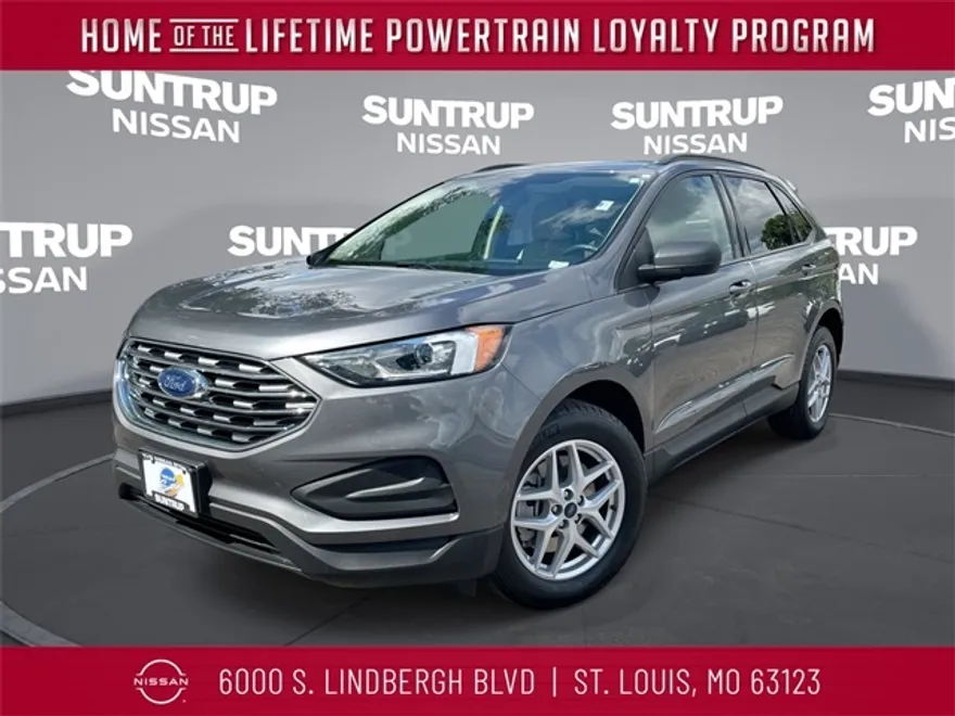 2022 Ford Edge SE photo 1