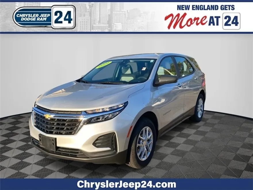 2022 Chevrolet Equinox LS photo 1