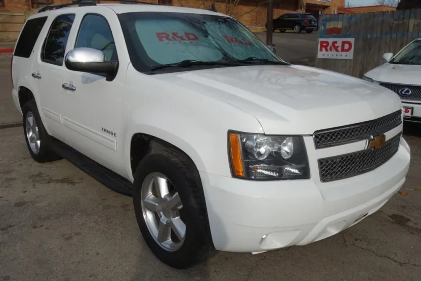 2013 Chevrolet Tahoe LT photo 1