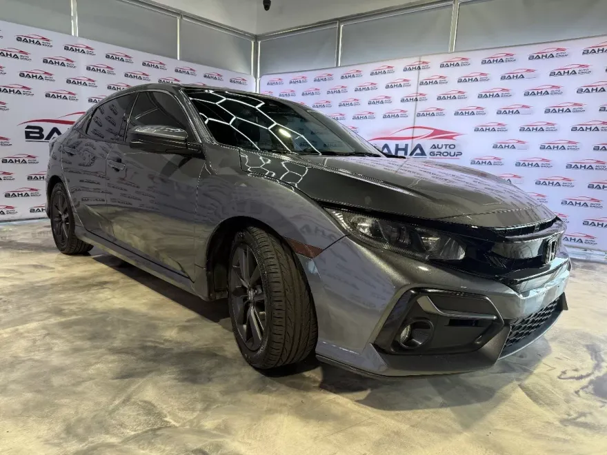 2021 Honda Civic Hatchback EX photo 1
