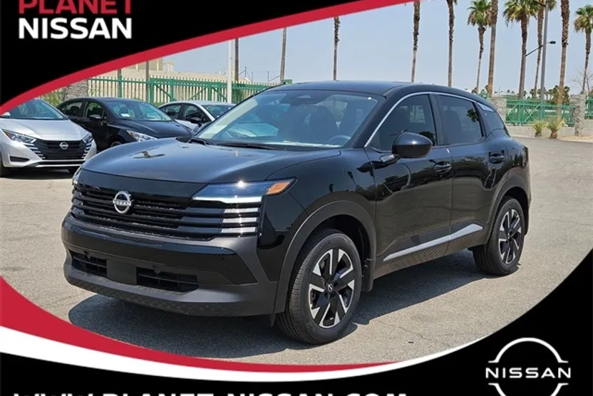 2025 Nissan Kicks SV photo 1