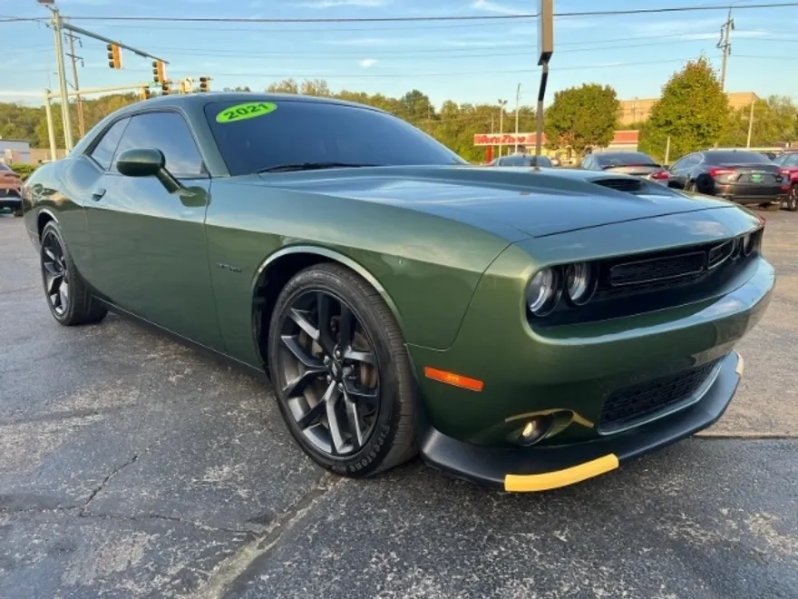 2021 Dodge Challenger R/T photo 1