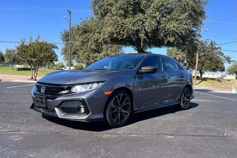 2019 Honda Civic Sport Hatchback photo 1