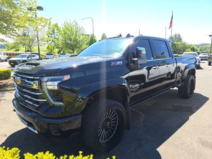 2024 Chevrolet Silverado 3500HD LTZ photo 1