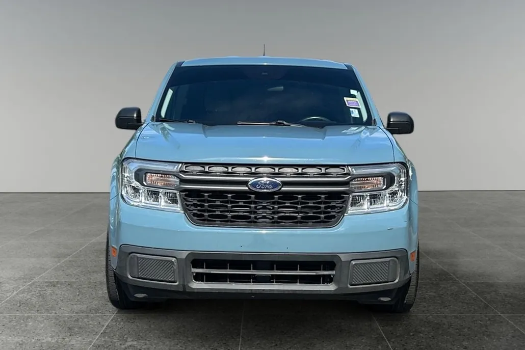 2022 Ford Maverick XLT photo 1