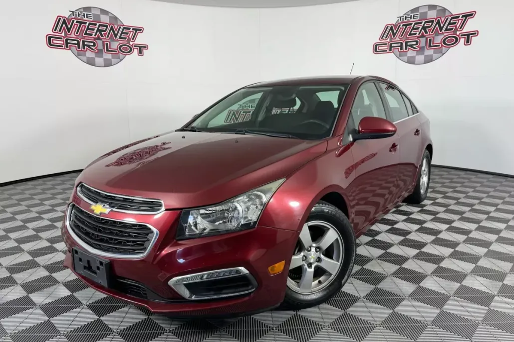 2016 Chevrolet Cruze photo 1