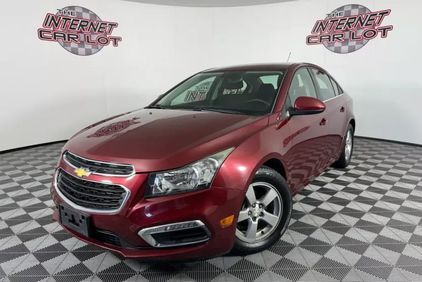 2016 Chevrolet Cruze photo 1
