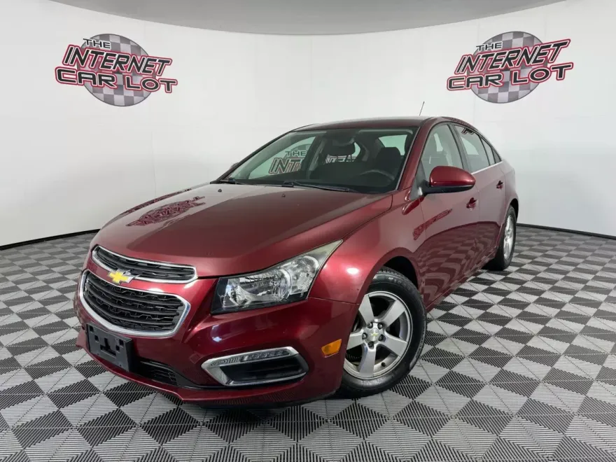 2016 Chevrolet Cruze photo 1