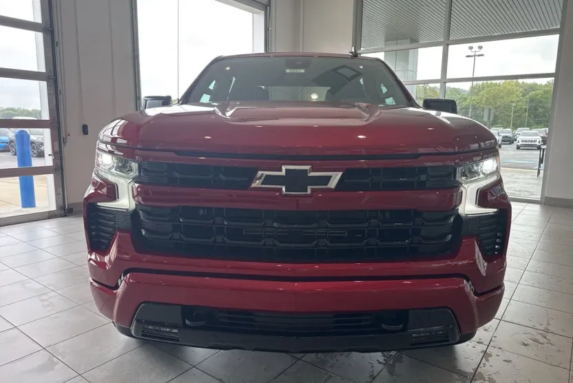2026 Chevrolet Silverado 1500 RST photo 1