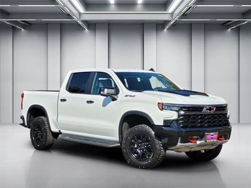 2026 Chevrolet Silverado 1500 ZR2 photo 1