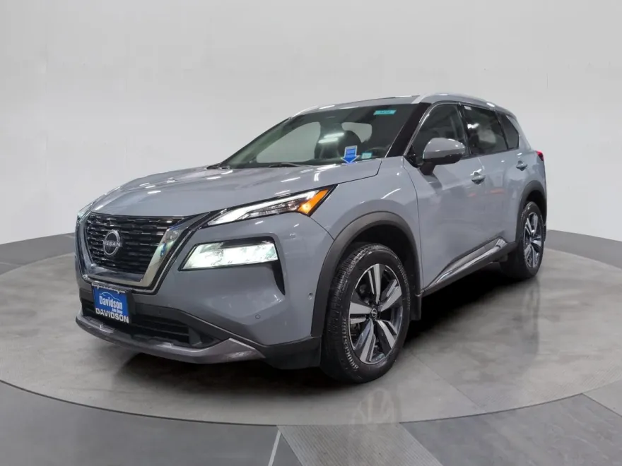 2023 Nissan Rogue SL photo 1