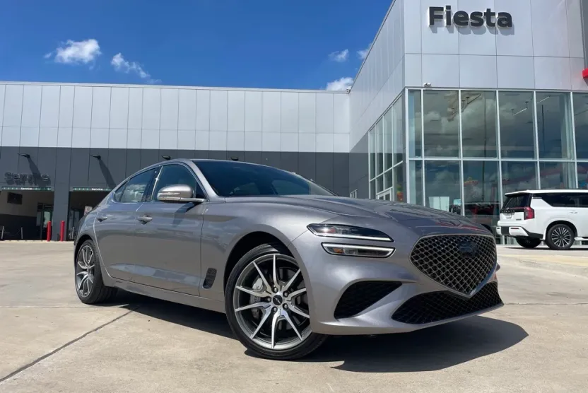 2024 Genesis G70 2.5T photo 1