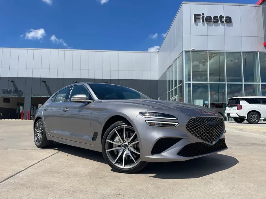 2024 Genesis G70 2.5T photo 1