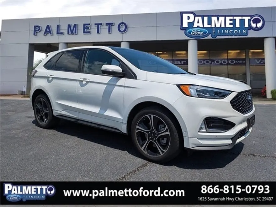 2022 Ford Edge ST photo 1