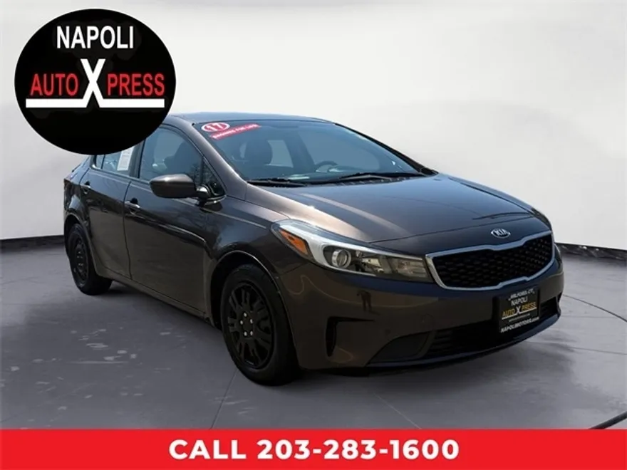 2017 Kia Forte LX Base photo 1