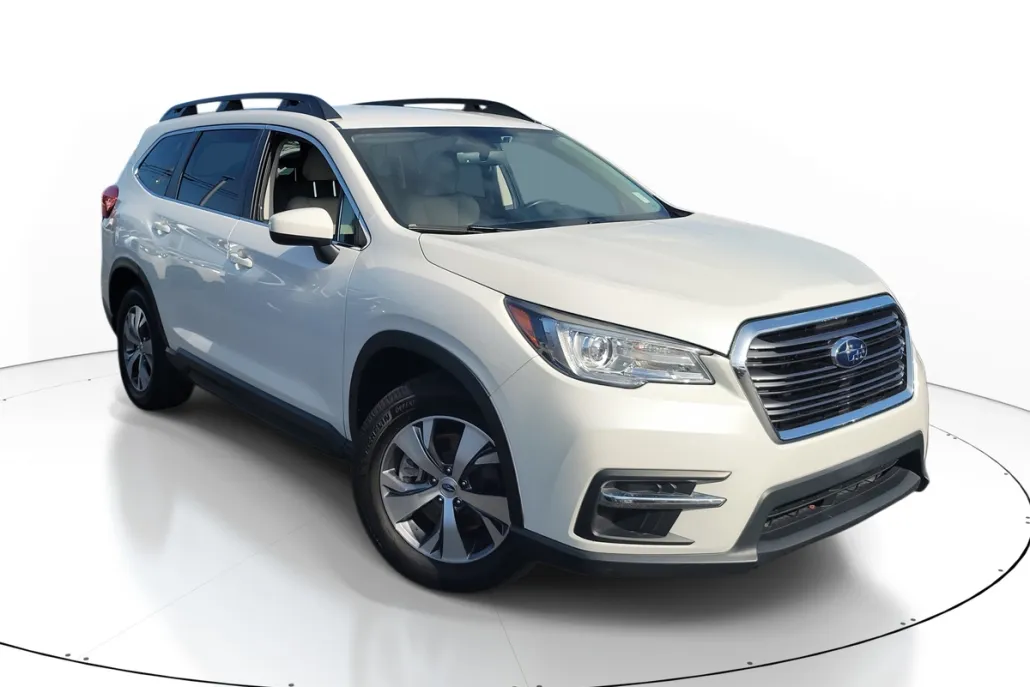 2022 Subaru Ascent Premium photo 1