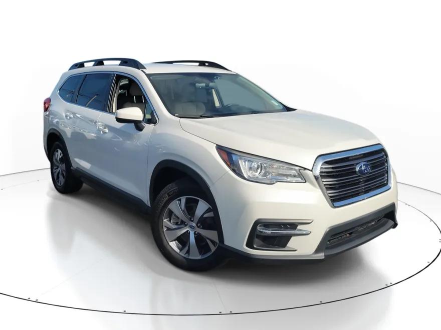 2022 Subaru Ascent Premium photo 1