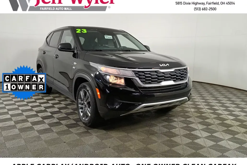 2023 Kia Seltos LX photo 1