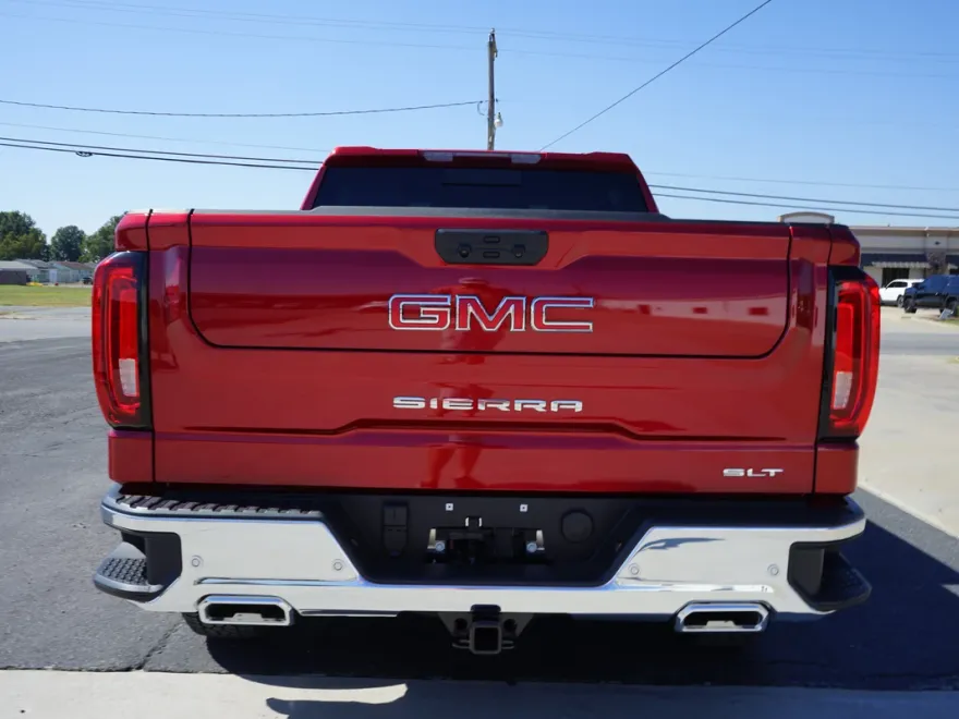 2026 Gmc Sierra 1500 SLT photo 1