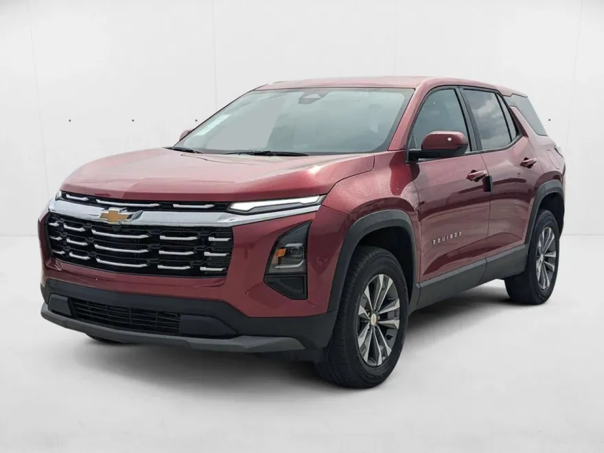2026 Chevrolet Equinox LT photo 1