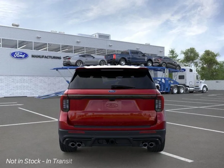 2025 Ford Explorer ST photo 1