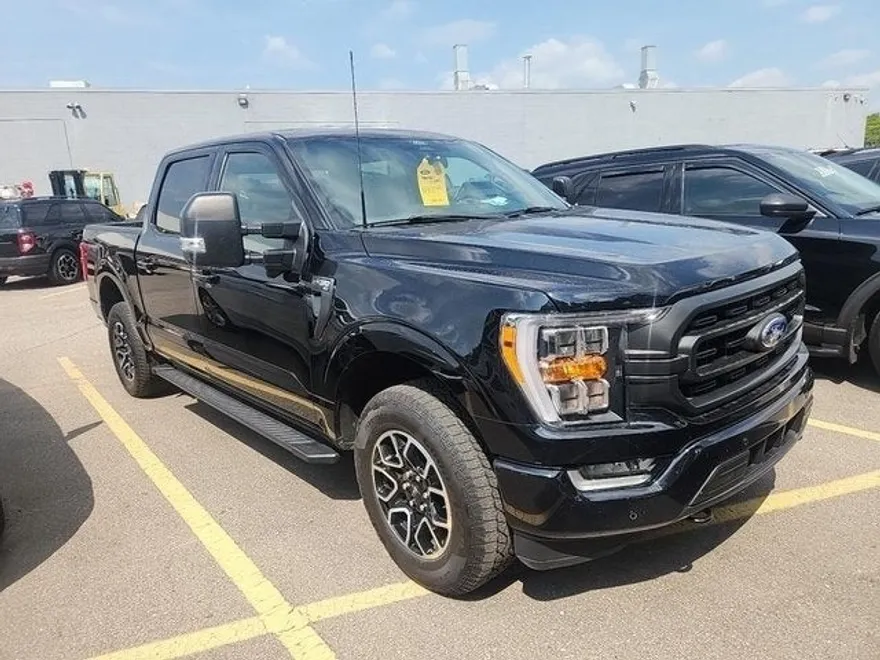 2022 Ford F-150 XLT photo 1